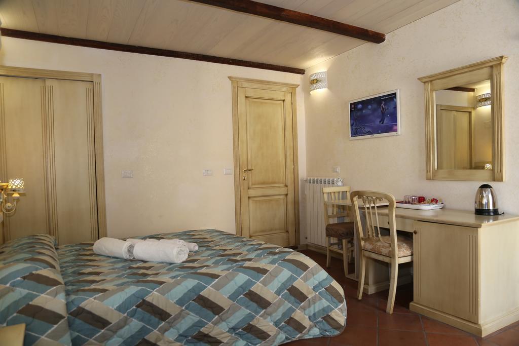 B&B Residenza Cardinale Tropea Cameră foto